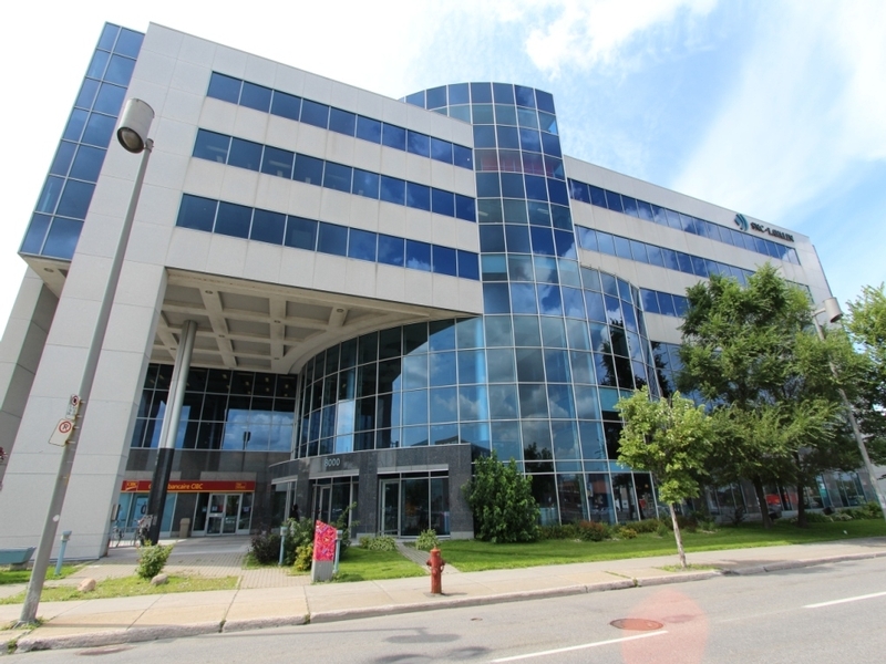 8000 DECARIE Office in Montréal