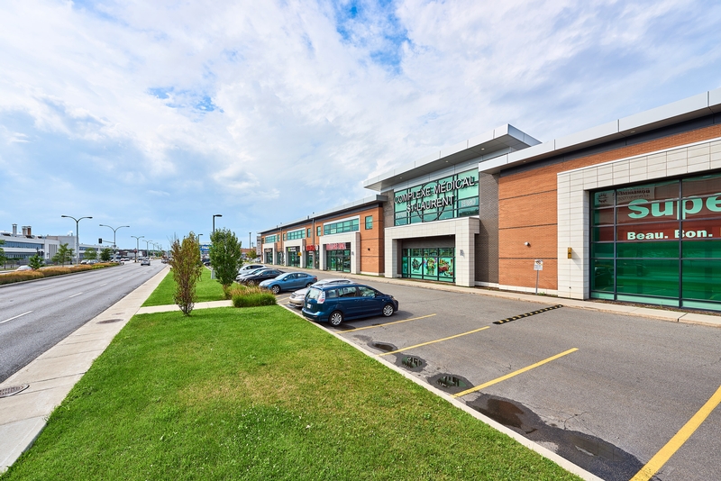 Centre commercial MarcelLaurin Centre commercial à Montréal