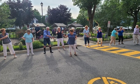 Le Festival Les villages en Fête Cogir se conclue en beauté avec une méga production vidéo réalisé en collaboration avec l’équipe de Faire danser un village