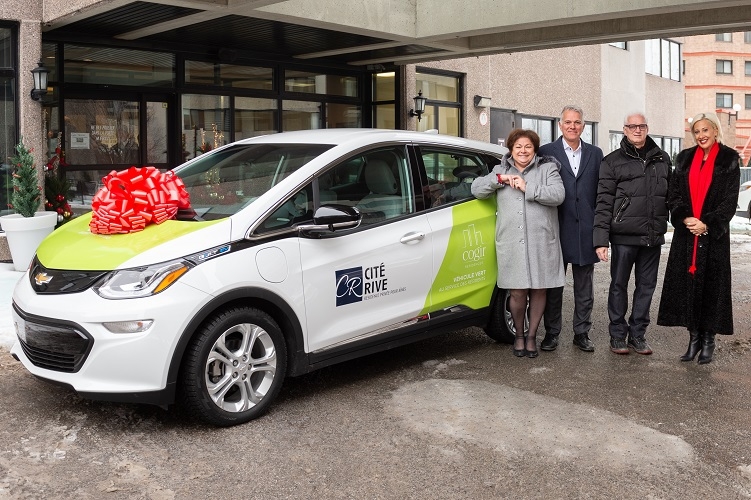 LANCEMENT DE LA VOITURE ÉLECTRIQUE POUR LES AÎNÉS  DE LA RÉSIDENCE CITÉ RIVE