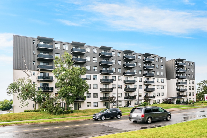 380 Gibb Street Residential building in Oshawa